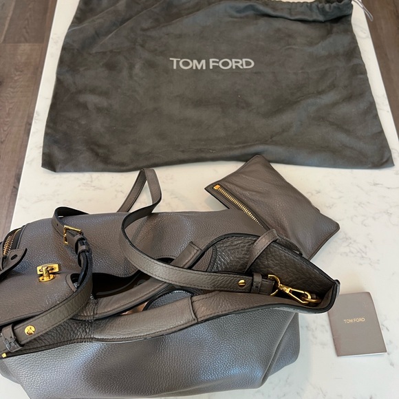 Tom Ford Alix Padlock Shoulder/Tote Bag - Grey - Picture 9 of 9